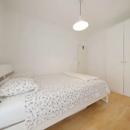アパート Apartman Gin ザダル